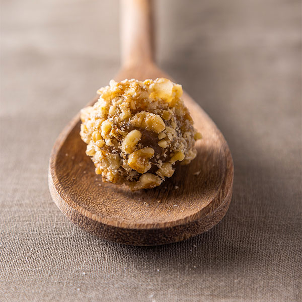 BRIGADEIRO CARAMELADO COM NOZES